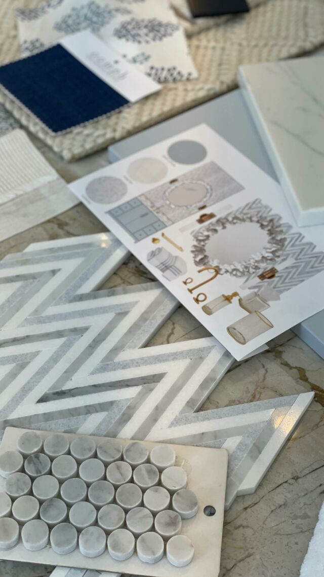 We hit the ground running as soon as we got off the plane. A whirlwind few days of progress and presentations in Florida for #projecthighlandbeachreno! #soexciting
.
.
#interiordesign
#behindthescenes
#theprocessofdesign
#bts