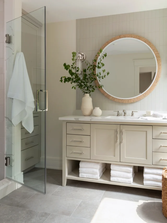 Soft light, clean lines, and a calming palette make this guest bath feel like a breath of fresh air. Every element works together to create a space that is equal parts elevated and functional. A little everyday luxury for the people you welcome home. ✨ 

Interior Design + Styling // @swankbydesign 
Architect // @hkk_architects 
Builder // @stackresilience 
Project // Lakehouse on the Lane

#SWANKByDesign #GuestBathGoals #LightAndAiry #BathroomDesign #InteriorDesign TimelessInteriors LuxuryBathrooms HomeInspo FreshAndBright InteriorStyling